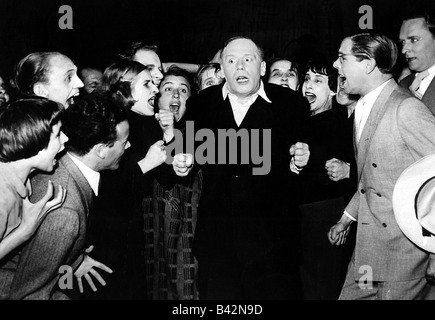 Gründgens, Gustaf, 22.12.1899 - 7.10.1963, German actor and director, half length, in 'The Trial', court scene, last act, Recklinghausen, 1950, Stock Photo