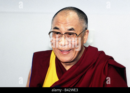 Dalai Lama XIV., (Tensin Gyatso), * 6.6.1935, leader, Lamaism, portrait, Germany, 2000, Stock Photo