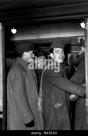events, Second World War / WWII, prisoners of war, Germany, French prisoners on an interurban train on the way from work to their quarters, Berlin, circa 1942, Stock Photo