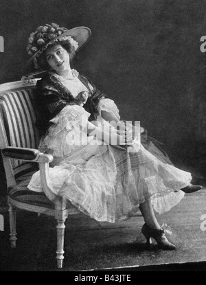 GABY DESLYS (1881-1920) French singer and actress about 1905 Stock ...