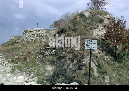 geography / travel, Turkey, Troy (Hisarlik), excavations, Troy I (3000 - 2500 B C ), wall, remains, antiquity, Illion, neolithic, Stone Age, wall, ruin, ruins, archaeology, UNESCO, World Heritage Site, , Stock Photo