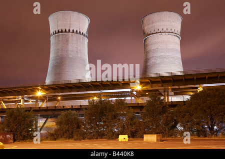 TINSLEY COOLING TOWERS DEMOLITION SHEFFIELD YORKSHIRE ENGLAND UNITED KINGDOM UK Stock Photo