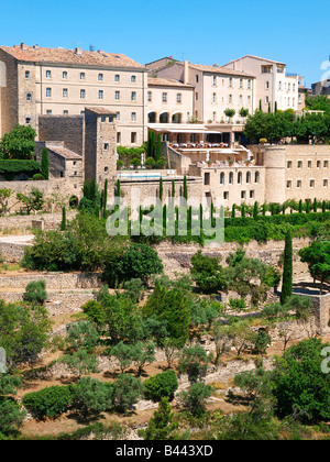 city view of Gordes, Provence, Frankreich Stock Photo