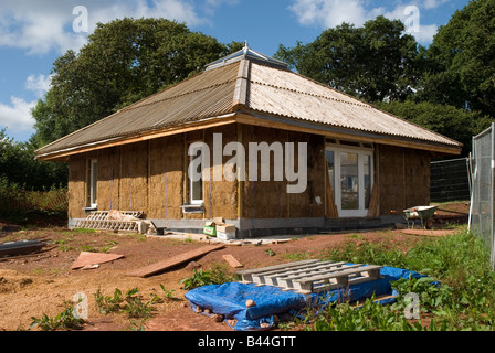 Bale house being constructed at Cockington farm in Devon,green building,architecture,Torquay,Devon,eco,Paignton,education centre Stock Photo