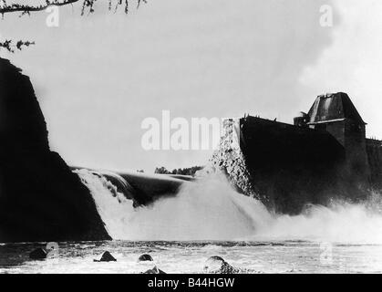 The damaged Mohne Dam in the Ruhr Valley Germany after the RAF Dam Busters raid during WW2 The 300 hydro electric power stations in the valley were rendered useless after the bombing raid 1945 Stock Photo