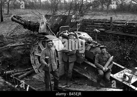 events, First World War / WWI, Western Front, German 15 cm navy gun in position, 16th field artillery regiment, late 1914 / early 1915, Stock Photo