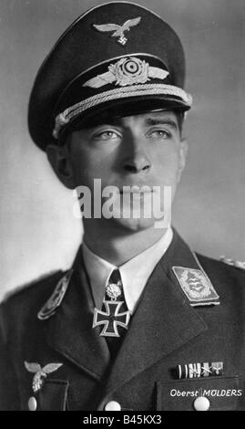 Mölders, Werner, 18.3.1913 - 22.11.1941, German aviator, Commodore of 51st Fighter Wing, portrait, 1941, Second World War, Airforce, Luftwaffe, officer, Colonel, Germany, Third Reich, Wehrmacht, fighter pilot, Molders, Moelders, 20th century, , Stock Photo