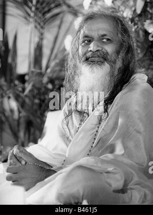 Maharishi Mahesh Yogi, 12.1.1917 - 5.2.2008, Indian Guru, half length ...
