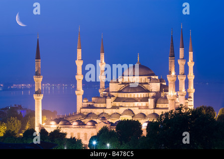 Crescent moon over Sultan Ahmed Mosque Blue Mosque Turkey Istanbul ...