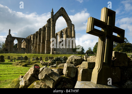 A view of Bolton Priory (or Bolton Abbey) from the graveyard.  The ruins lie next to the river Wharfe in Yorkshire. Stock Photo