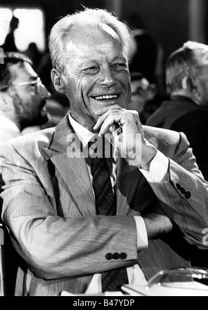 Brandt, Willy, 18.12.1913 - 8.10.1992, German politican (SPD), chairman of the DGB, anti war day, Munich, 1.9.1985, half length, Stock Photo