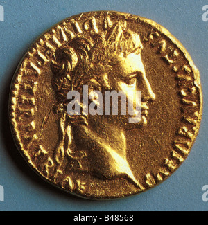 Augustus (Imperator Caesar Augustus), 23.9.63 BC - 19.8.14 AD, Roman Emperor 13.1.27 BC - 19.8.14 AD, portrait, side view, coin, gold (aureus), Museum of Cultural History Osnabrück, Stock Photo