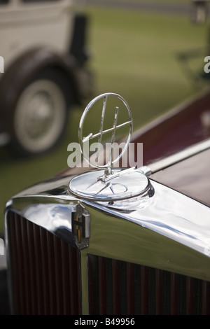1932 Hupmobile 4 Door Sedan - Hupp Bonnet Hood Insignia Mascot Stock Photo