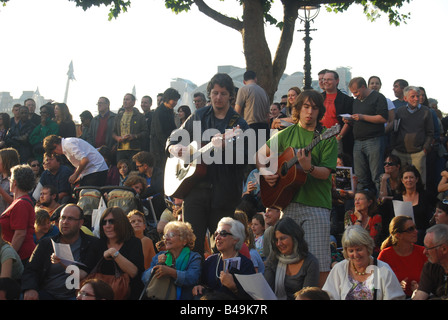 'Big Busk' London Southbank 'Billy Bragg' Stock Photo