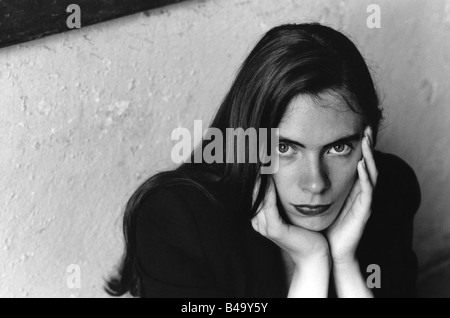Jenny, Zoe, * 16.3.1974, Swiss author / writer, half length, 1998, Stock Photo