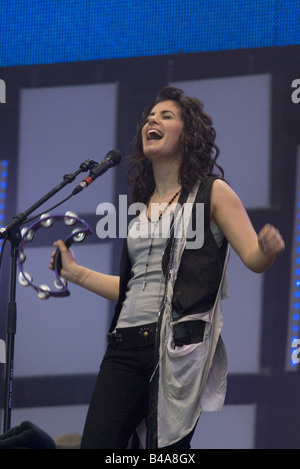 Melua, Katie, * 16.9.1984, British - Georgian singer and musician, tambourine playing, live performance, half length, Live Earth, Hamburg, 7.7.2007, , Stock Photo