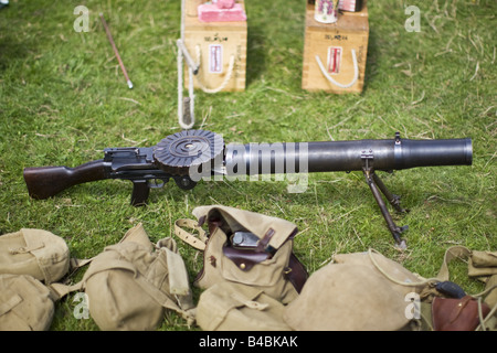 WW1 British Army Lewis Machine Gun team at a training camp 1917 Stock ...