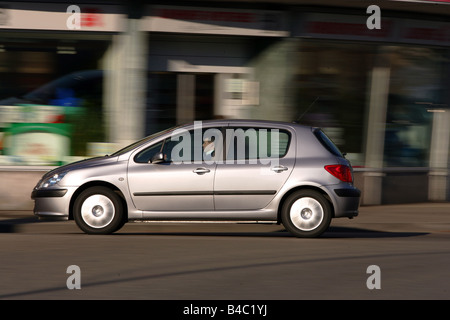 Peugeot 307 s hi-res stock photography and images - Alamy