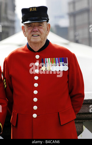 chelsea red alamy pensioner uniform coat frock trafalgar his