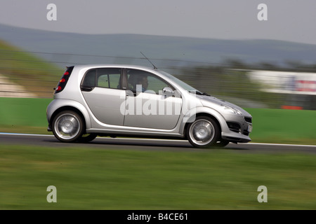 Car, Smart Forfour Brabus, model year 2005-, silver, small approx., Limousine, driving, side view, country road, photographer: H Stock Photo