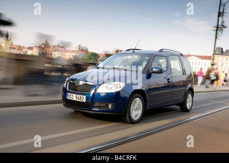 Skoda roomster 1 9 tdi hi-res stock photography and images - Alamy