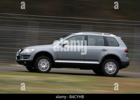 VW Volkswagen Touareg V10, diesel engine, model year 2007-, silver ...