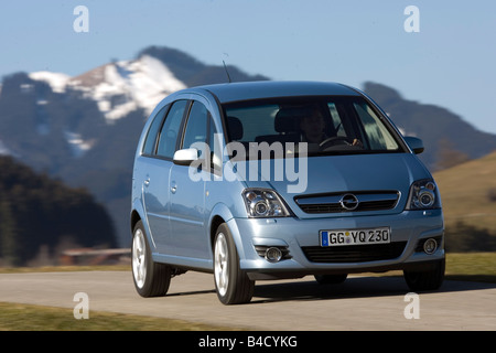 Meriva 2007 hi-res stock photography and images - Alamy