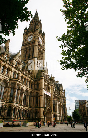 Aug 2008 - Manchester city Town Hall on Albert square Manchester England UK Stock Photo