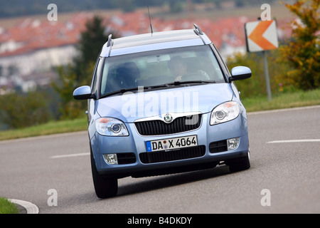 Skoda roomster 1 9 tdi hi-res stock photography and images - Alamy