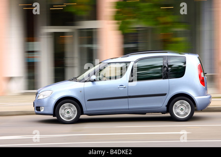 Skoda roomster 1 9 tdi hi-res stock photography and images - Alamy