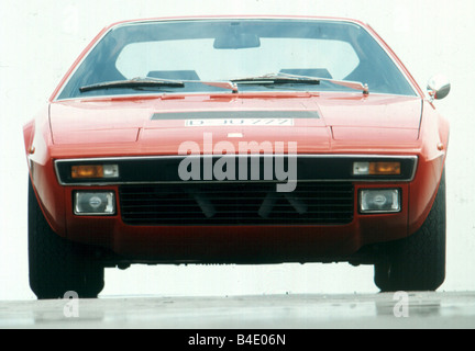 Car, Ferrari 308 GT4 Dino, approx. model year 1978, till the 80s, roadster, FGHPS, coupe/Coupe, red, standing, upholding, Front Stock Photo