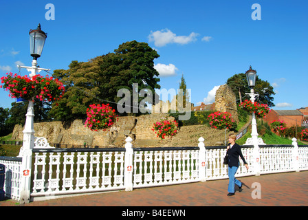 Tonbridge Castle from High Street Bridge, Tonbridge, Kent, England, United Kingdom Stock Photo