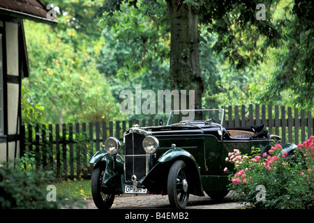 Car, Rover 10, 25 Nizam Sports, model year 1931-1032, dark-green,  vintage car, 1930s, thirties,  standing, diagonal front, fron Stock Photo