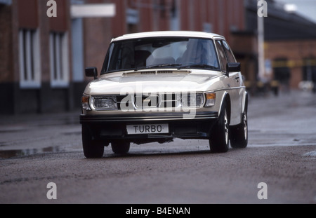 Car, Saab 99 turbo, white, old car, driving, diagonal front, front view, photographer: Reinhard Mutschler Stock Photo