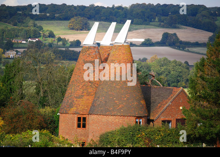 Oast house in countryside, near Seal, Kent, England, United Kingdom Stock Photo