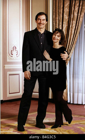 Timothy Dalton Actor and actress Joanne Whalley Kilmer at a press conference in London to announce the role for the sequel to Gone With The Wind Stock Photo