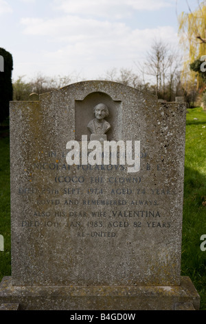 Coco the Clown Head Stone, Woodnewton, Northamptonshire, England, UK Stock Photo