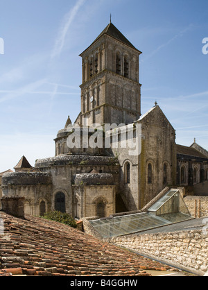 Chauvigny bei Poitiers, Saint-Pierre, Blick von Nordosten Stock Photo