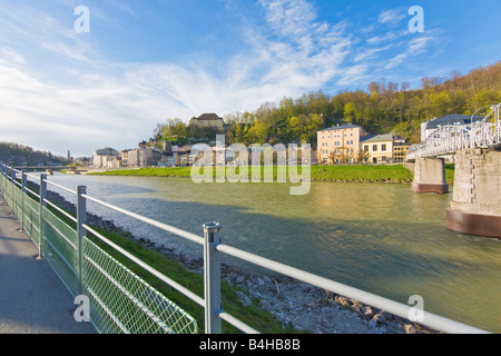 Bridge across river, Salzach River, Mozartsteg, Kapuzinerberg, Steingasse, Hotel Stein, Salzburg, Austria Stock Photo