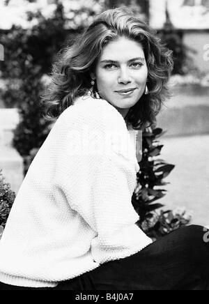 WITNESS -1985 KELLY MCGILLIS Stock Photo: 29355008 - Alamy