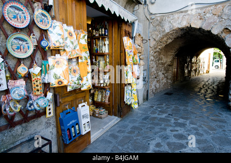 Ceramics gift shop in Ravello, Italy Stock Photo