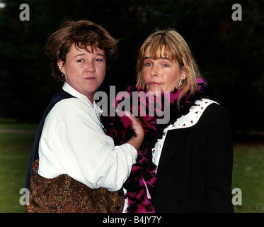 Linda Robson and Pauline Quirke stars of the BBC comedy TV programme Birds Of A Feather October 1989 Dbase Stock Photo
