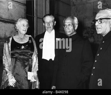 Harold Macmillan Conservative Party British Prime Minister with his wife Lady Dorothy Dr Savepalli Radhakrishnan President of India and the High Commissioner of India Mr Chagla at a dinner in their honour June 1963 Stock Photo