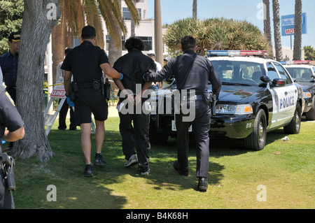 Santa Monica police officer Stock Photo: 20878062 - Alamy