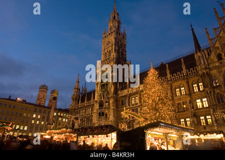 EU DE Germany Bavaria Munich Christkindlmarkt at Marienplatz and the Neues Rathaus Christmas market Stock Photo