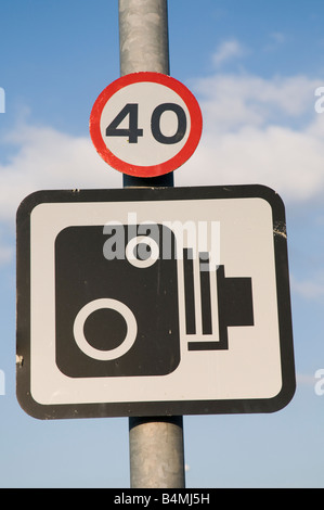 SPEED CAMERA WARNING SIGN Stock Photo - Alamy