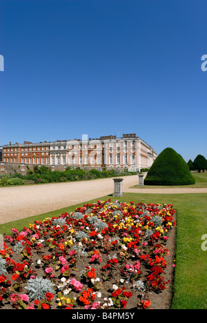 Hampton Court Palace, Royal Apartments and Gardens Stock Photo