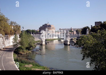 Castel Sant Angelo and the Vittorio Emanuelle bridge and embankment of river Tiber, Rome Stock Photo
