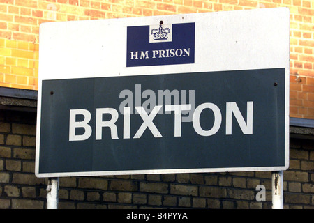 Exterior view of Brixton Prison in London August 2000 Wardens at HM Prison Brixton London hold a one hour meeting outside the prison in protest Chaired by union chairman Simon Milton Stock Photo