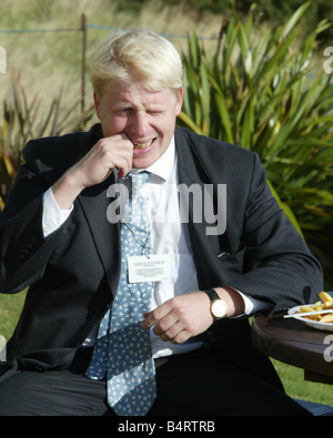 pic James Vellacott YOU VE HAD YOUR CHIPS BORIS JOHNSON LUNCHING AT THE TORY CONFERENCE BOURNEMOUTH Stock Photo
